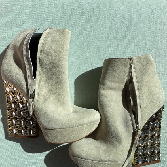 Boutique 9 Heels - Picture 4 of 5